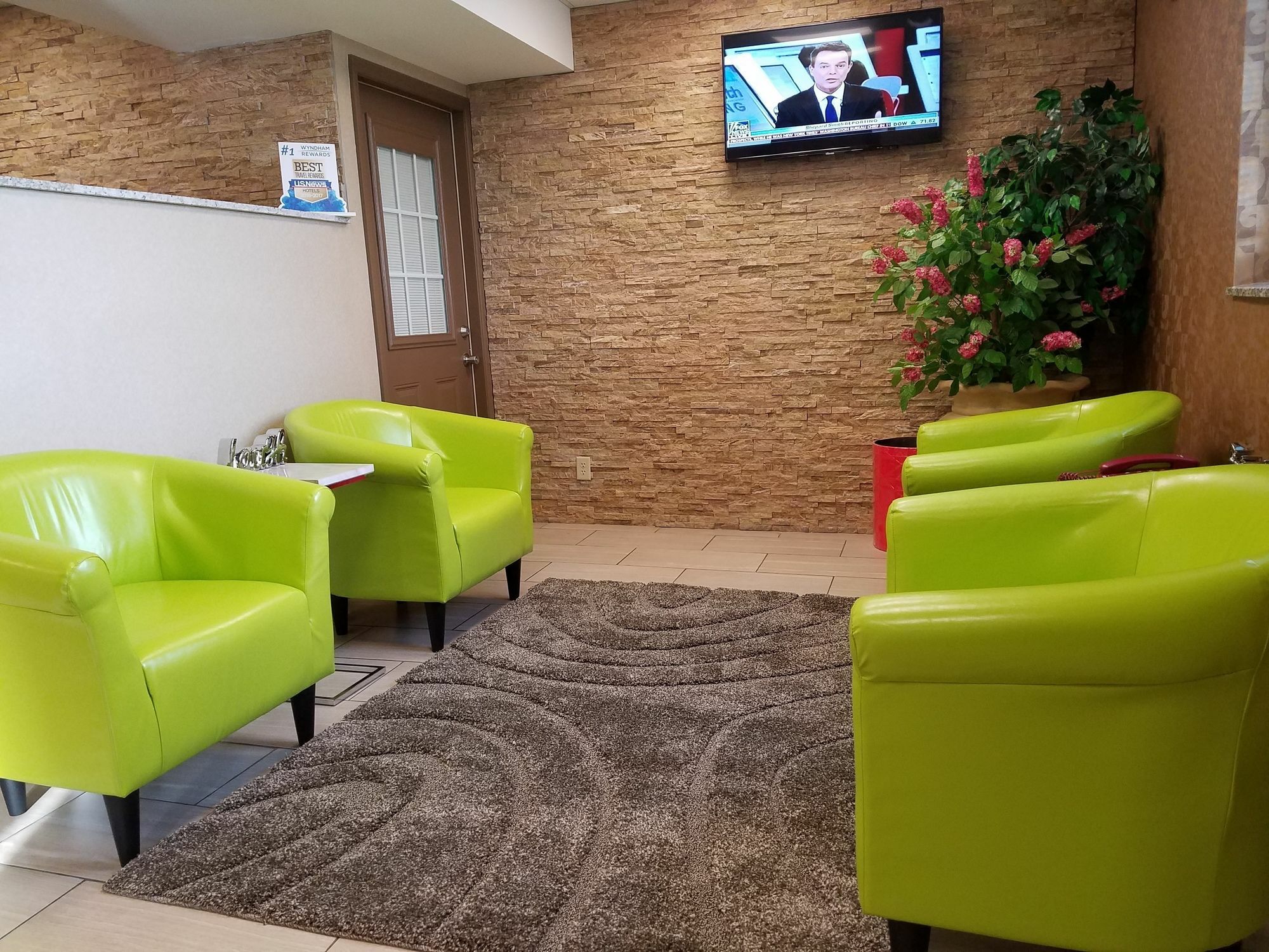מלון Super 8 By Wyndham פלטסבורג מראה חיצוני תמונה